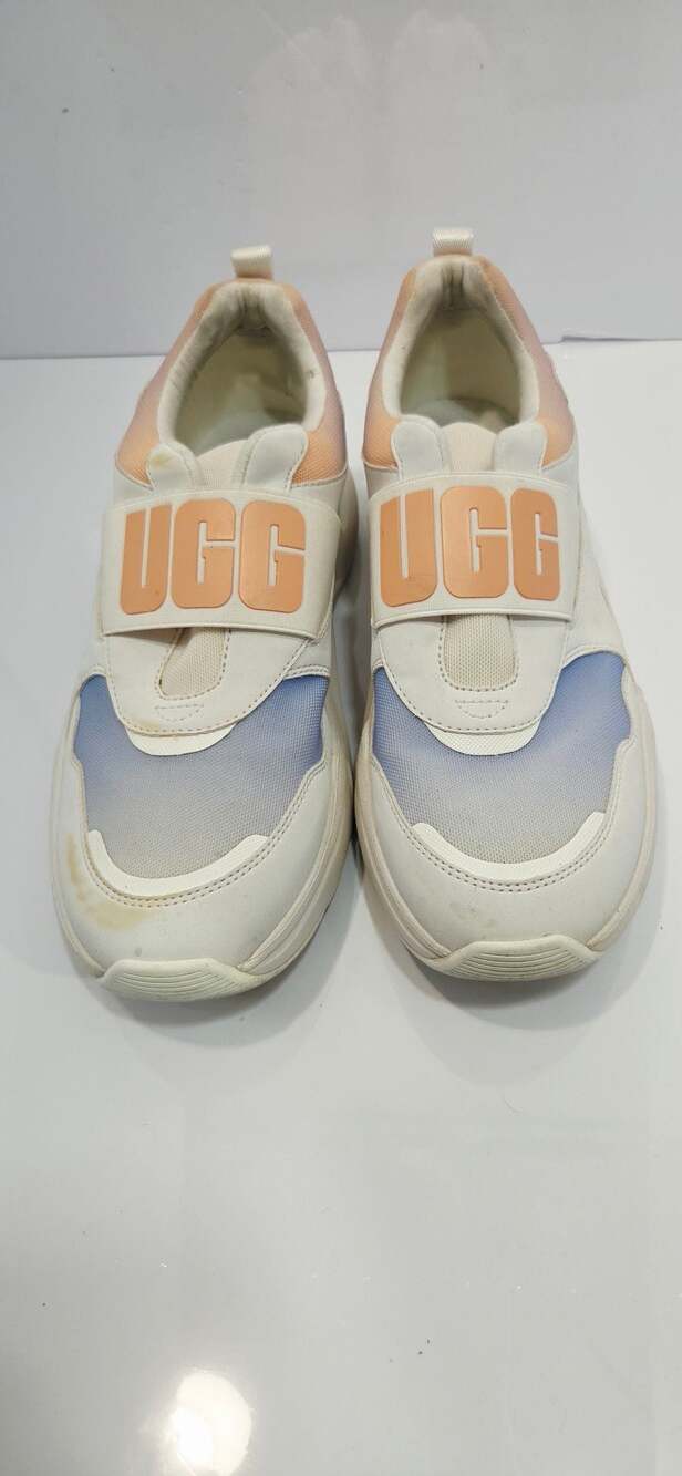 UGG Women's LA Flex Sneaker Scallop Gradient Size 9.5